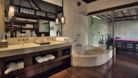 Hanging Gardens of Bali Bathroom